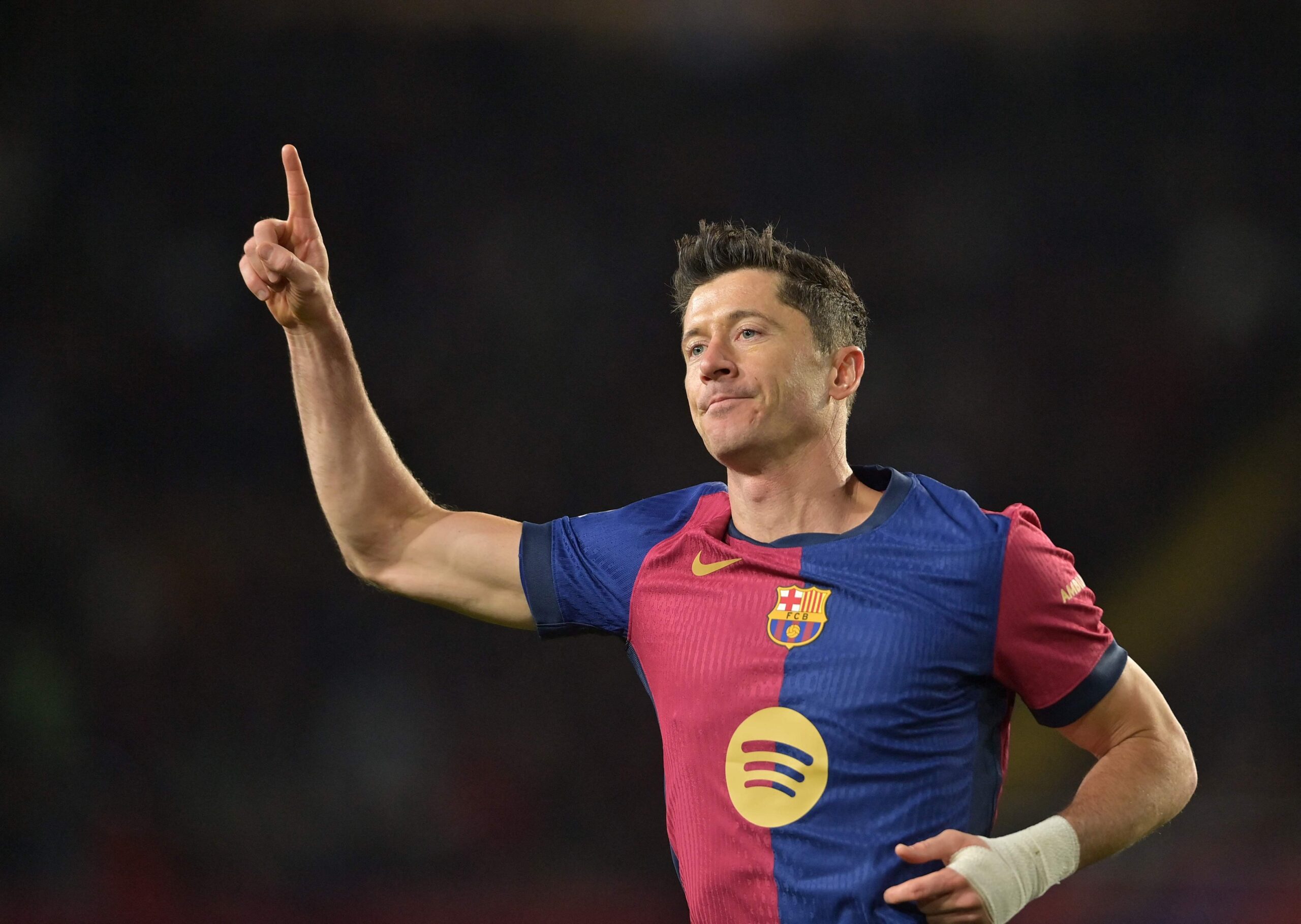 Lewandowski pode deixar Barcelona e interessa Milan e Juventus em 2024