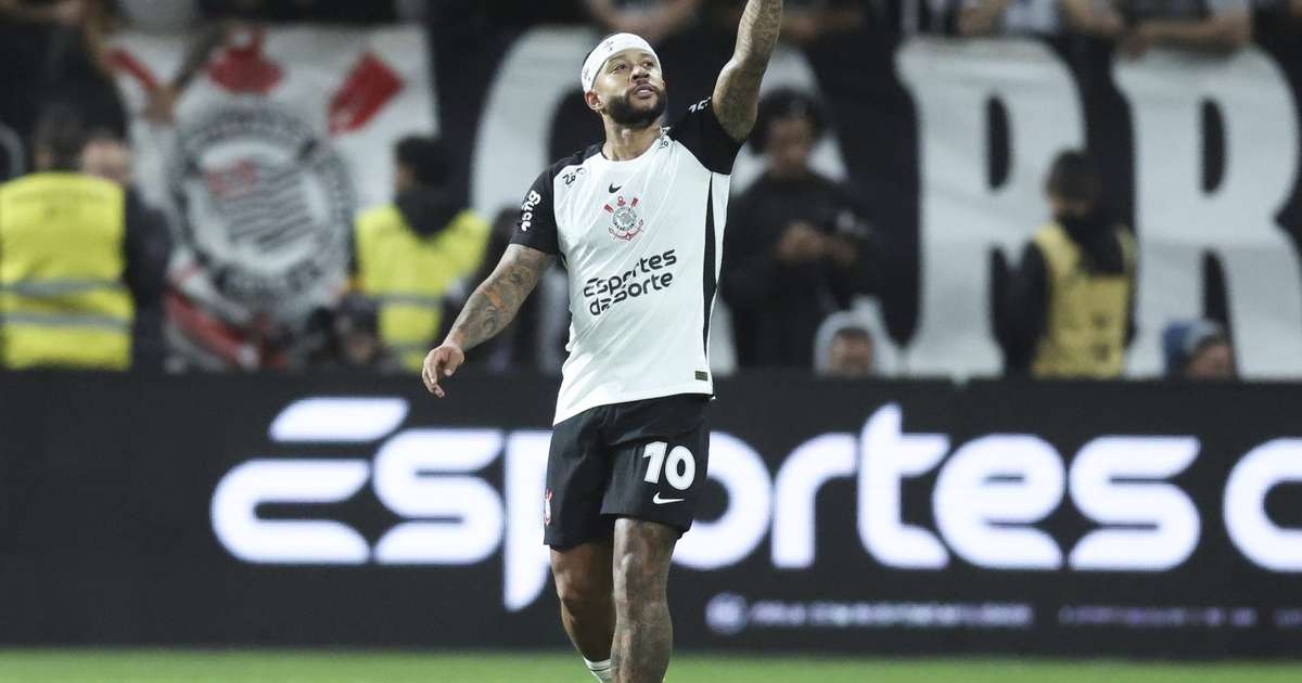 Memphis Depay está perto de voltar ao Corinthians após lesão complicada