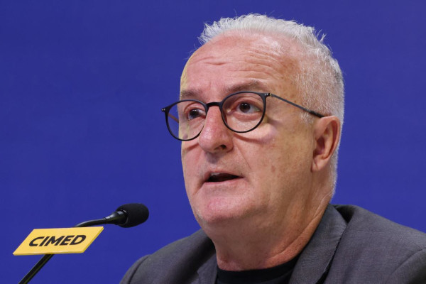 Dorival Júnior deixa o Corinthians após sequência negativa e clube busca novo técnico