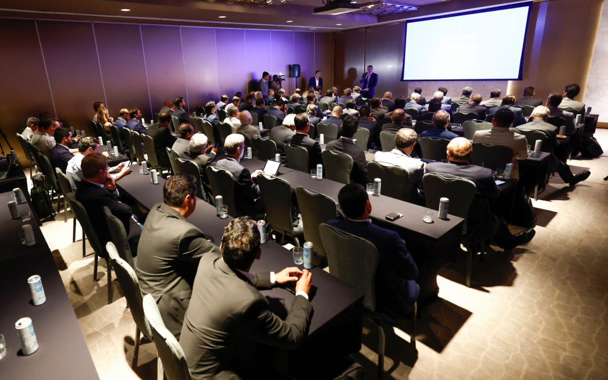 CBF reúne clubes para discutir criação da liga única no futebol brasileiro