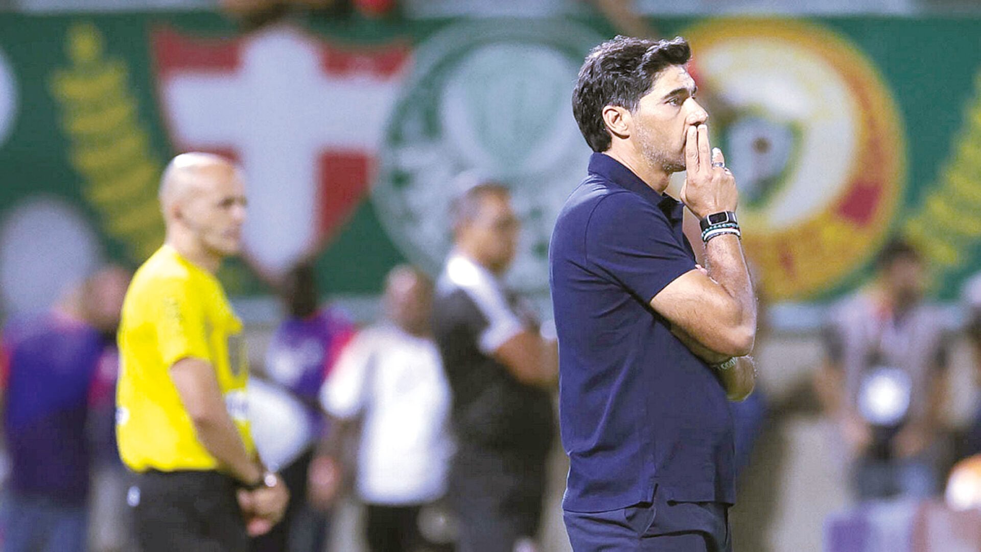 Abel Ferreira reclama do calendário apertado após empate do Palmeiras na Libertadores