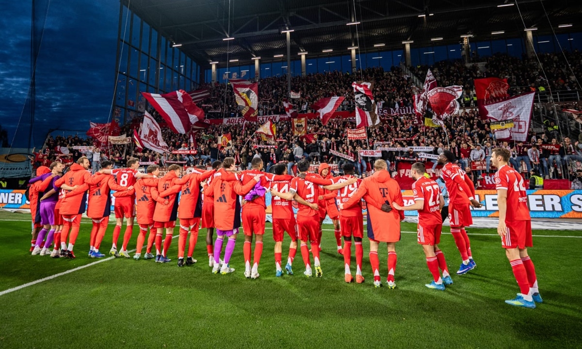 Bayern de Munique bate recorde histórico de gols no Campeonato Alemão e se aproxima do título