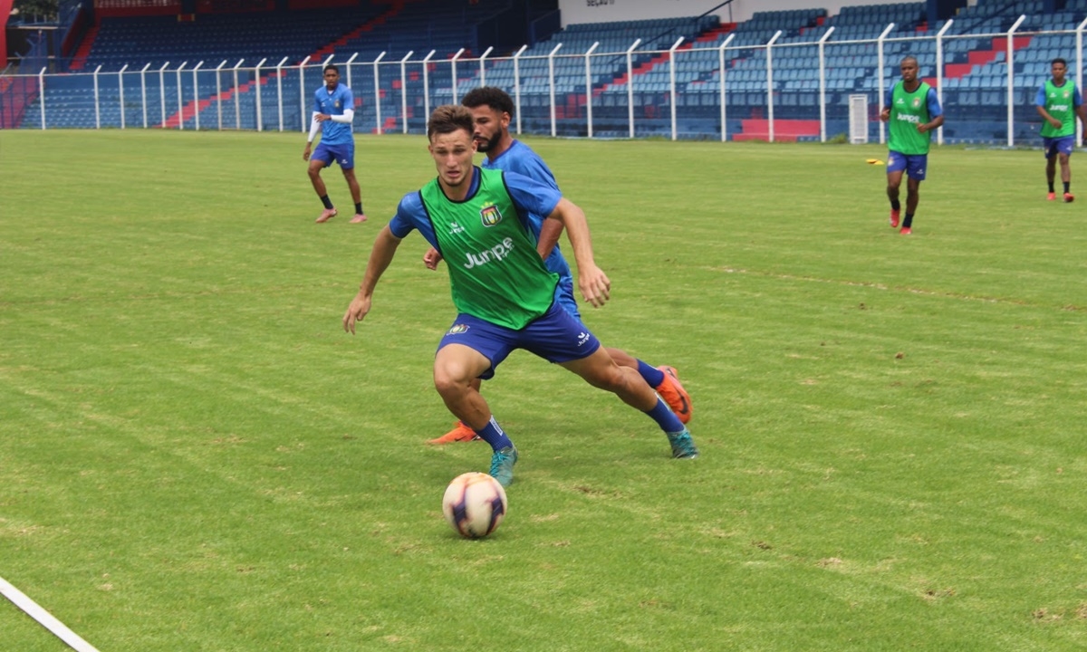 São Caetano busca retomar liderança contra Vocem na última rodada da Série A-4
