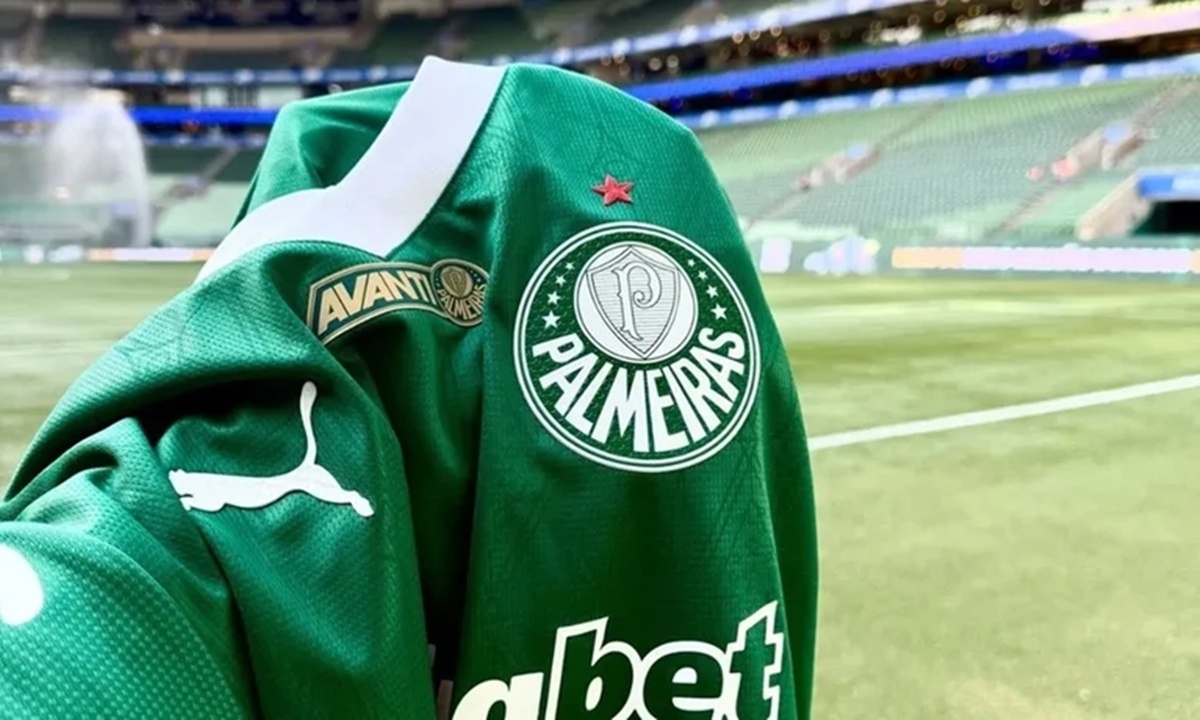 Palmeiras mira R$ 400 milhões com venda de jovens promessas para Europa