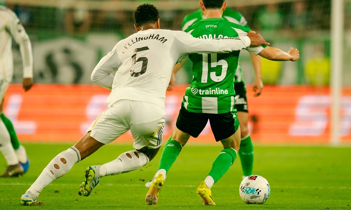 Real Madrid tropeça no Bétis e vê sonho do título na La Liga ficar ainda mais distante