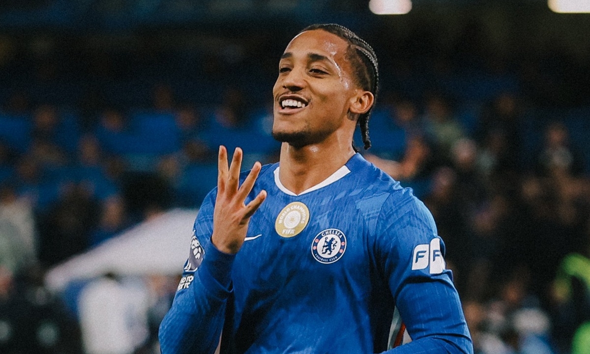 João Pedro pode deixar Chelsea e ser alvo do Barcelona para reforçar ataque