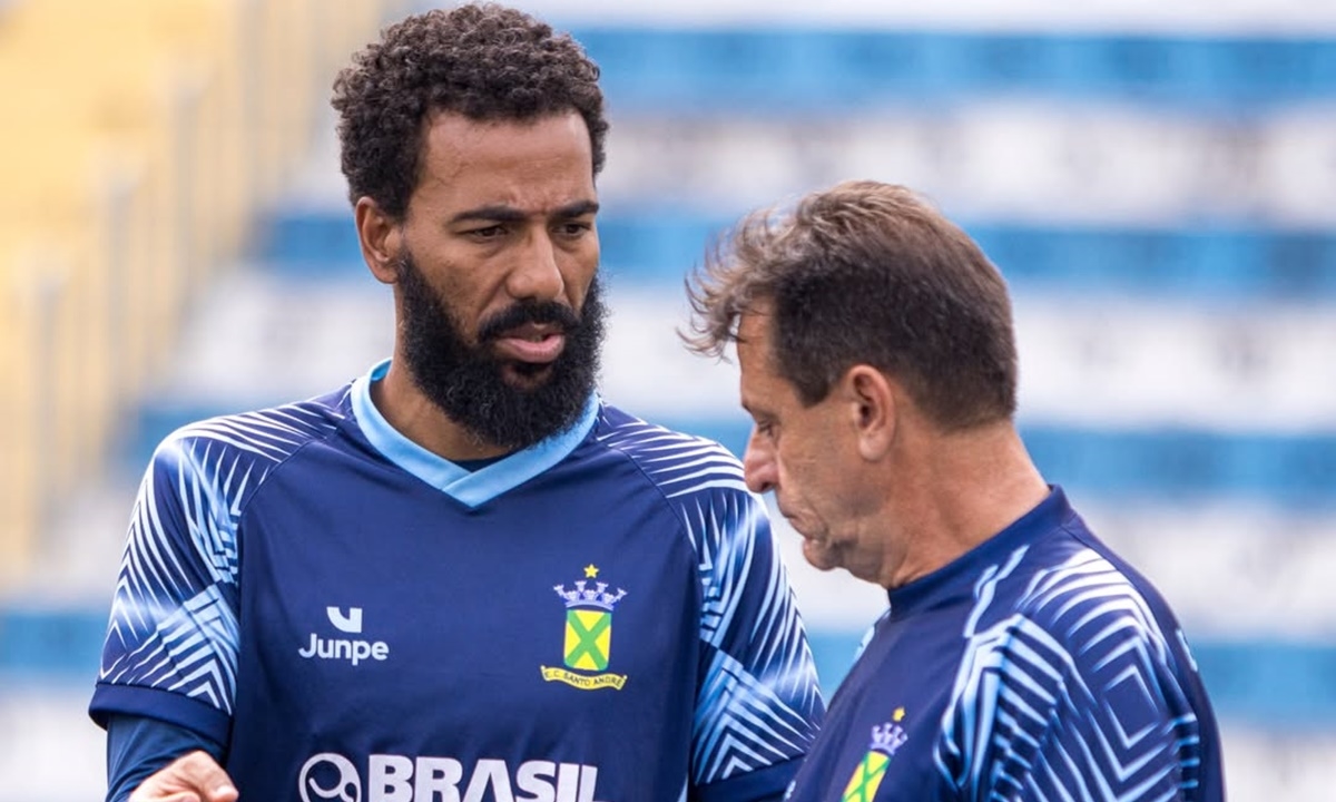 Santo André na Copa Paulista: desafios no grupo e mudança no comando técnico