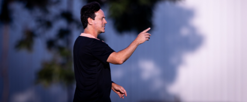 Fernando Diniz define planos no Corinthians e foca em evolução do elenco