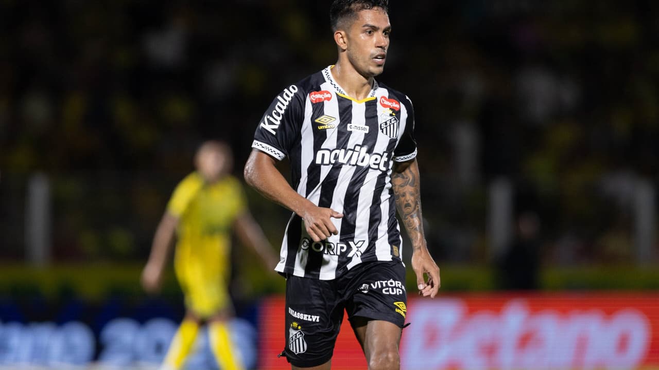 Santos encara Flamengo com desfalques e foco total na Sul-Americana