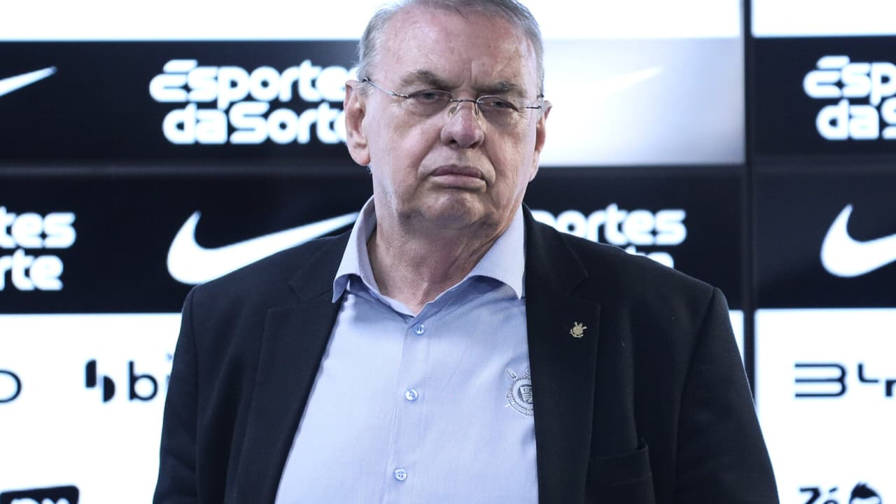 Corinthians promove mudanças no futebol e traz reforço para comissão técnica