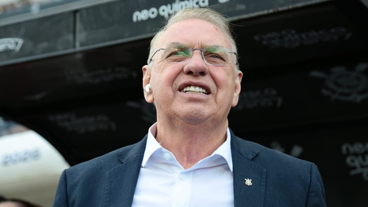 Corinthians aprova contas de 2025 com déficit de R$ 143 milhões e dívida bilionária