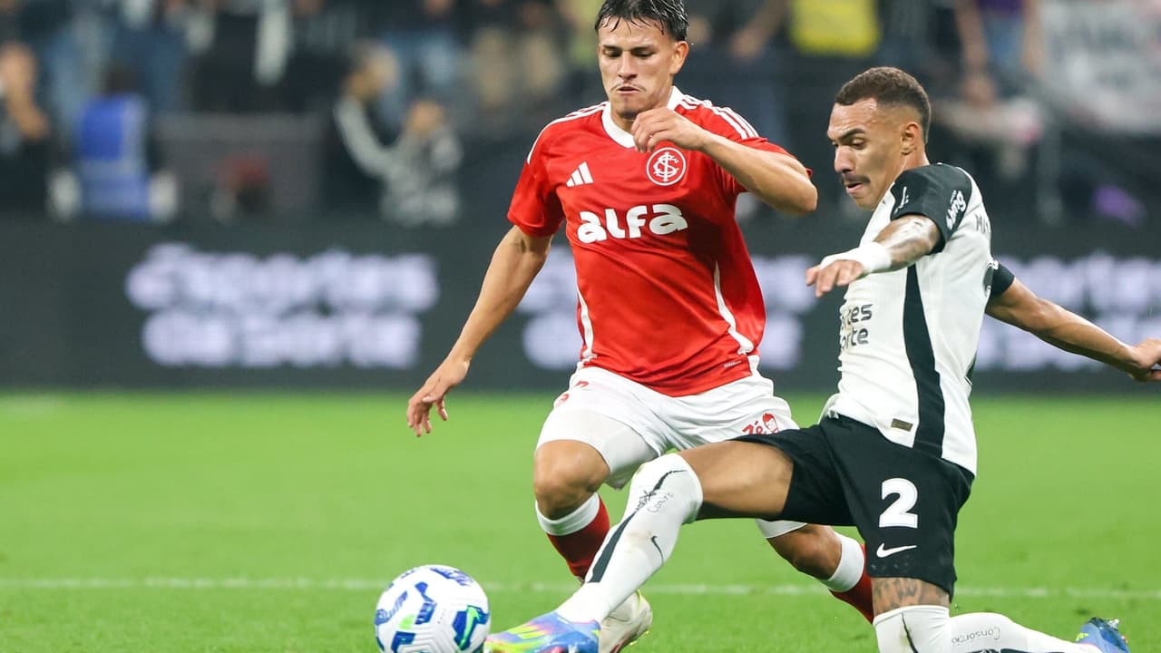 Corinthians enfrenta Internacional com pressão para acabar com jejum de vitórias
