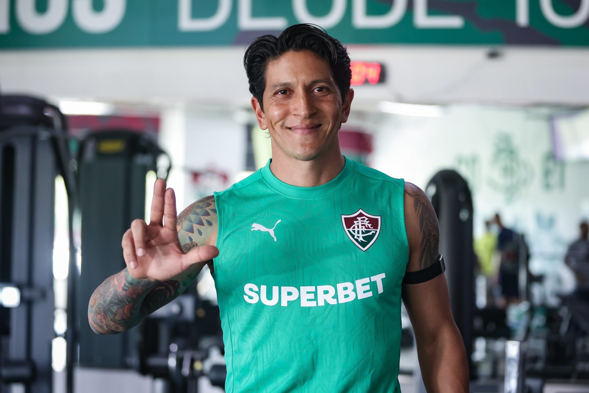 Fluminense se prepara para retorno de Cano após recuperação de lesão no joelho