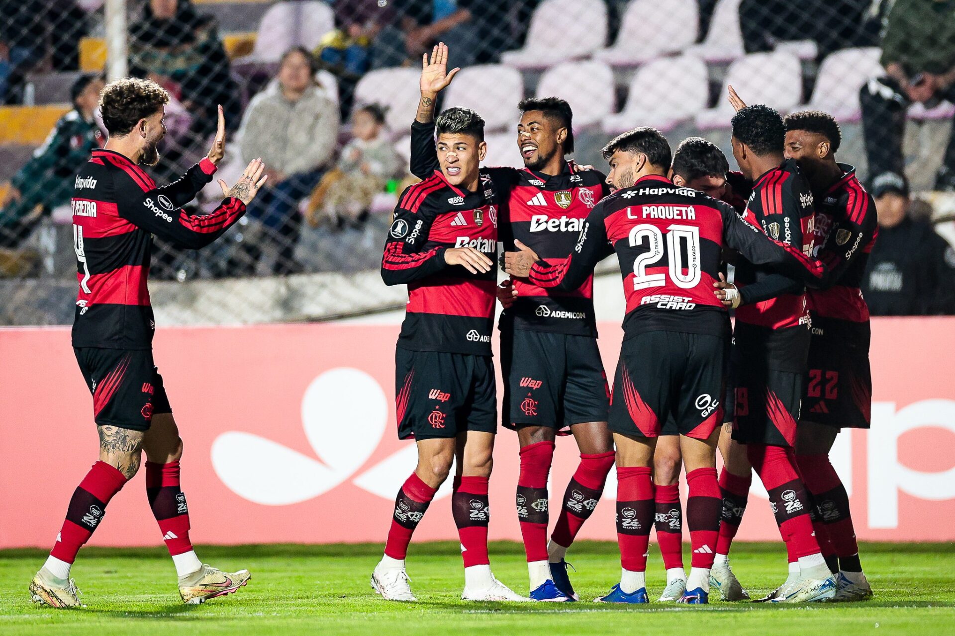 Flamengo domina altitude e estreia com vitória sólida sobre o Cusco na Libertadores