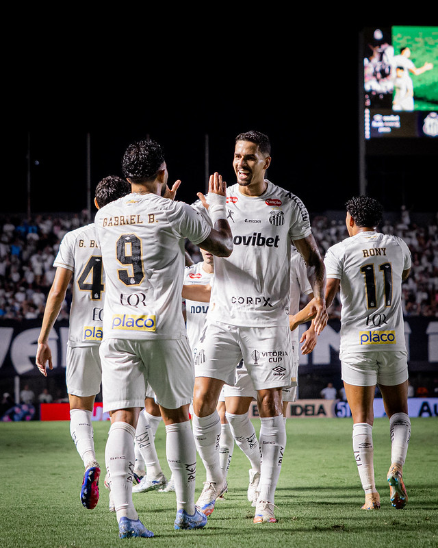 Santos vence Atlético-MG com gol de Moisés e mostra evolução no Brasileirão – imagem do artigo