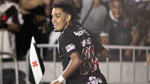 Vasco enfrenta Corinthians e revisita legado deixado por Fernando Diniz no elenco