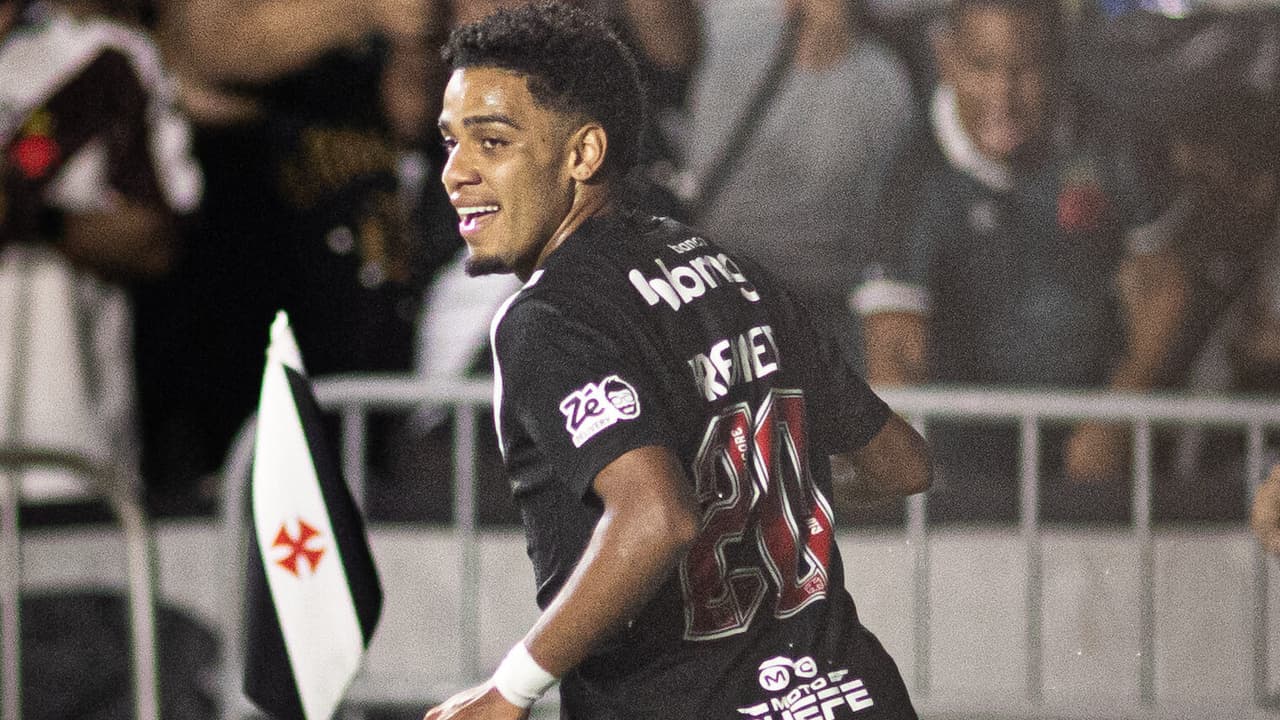 Vasco enfrenta Corinthians e revisita legado deixado por Fernando Diniz no elenco