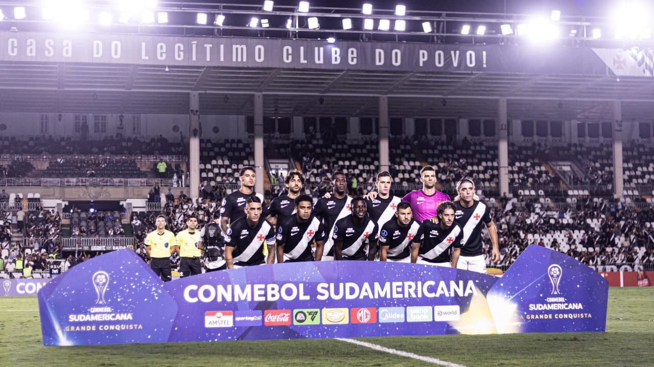 Vasco enfrenta Olimpia com time alternativo e mira liderança na Sul-Americana