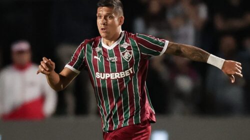 Julián Millán brilha na estreia e acirra briga por vaga na zaga do Fluminense