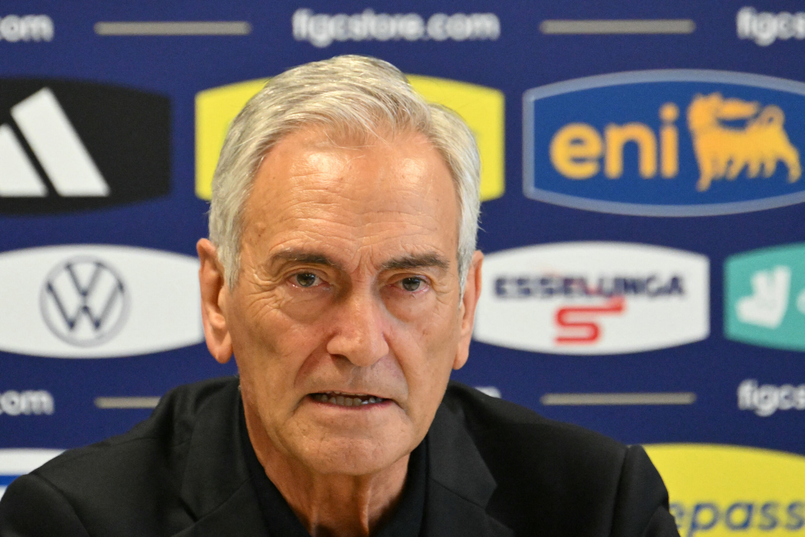 Presidente da Federação Italiana de Futebol renuncia após nova eliminação da Azzurra