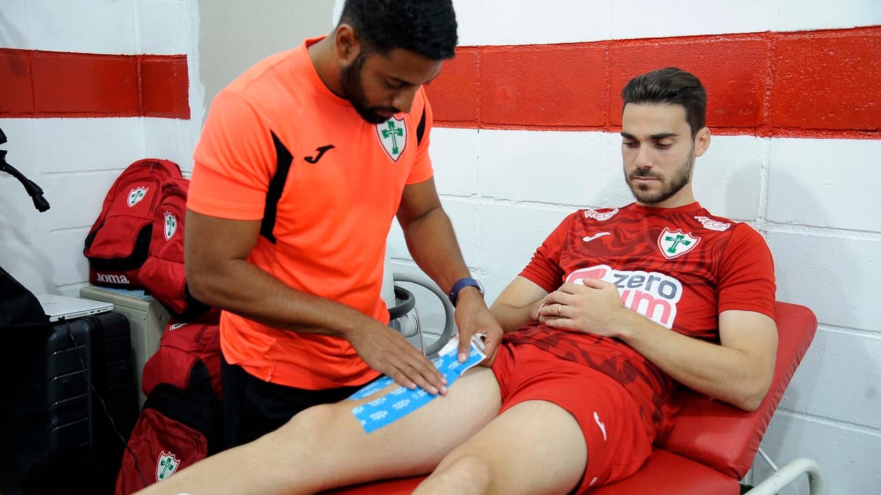 Portuguesa inova no futebol brasileiro com uso de CBD para acelerar recuperação muscular