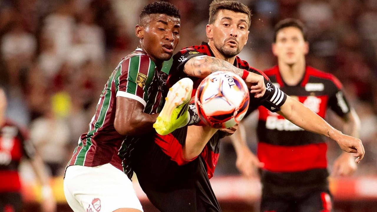 Flamengo e Fluminense concordam com adiamento do clássico no Maracanã