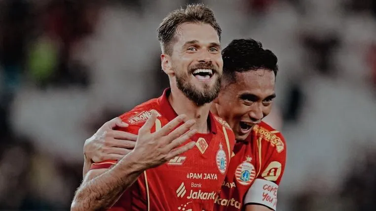 Paulo Ricardo brilha na Indonésia e impulsiona Persija rumo ao título da Liga 1