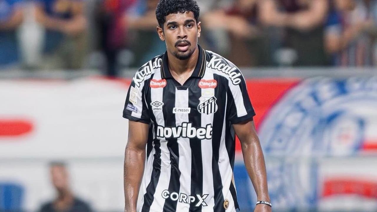 João Ananias brilha e estreia como titular pelo Santos em empate na Arena Fonte Nova