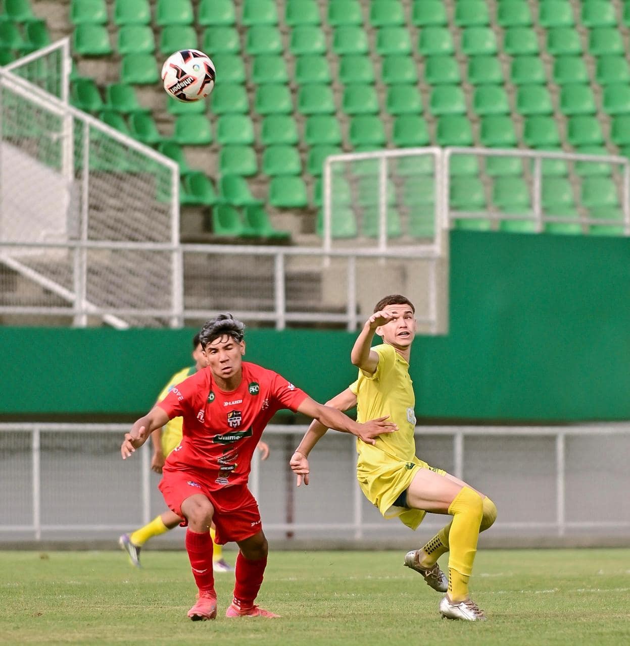 Santa Cruz encara Seleção Brasileira Sub-15 em amistoso que promete agitar Rondônia