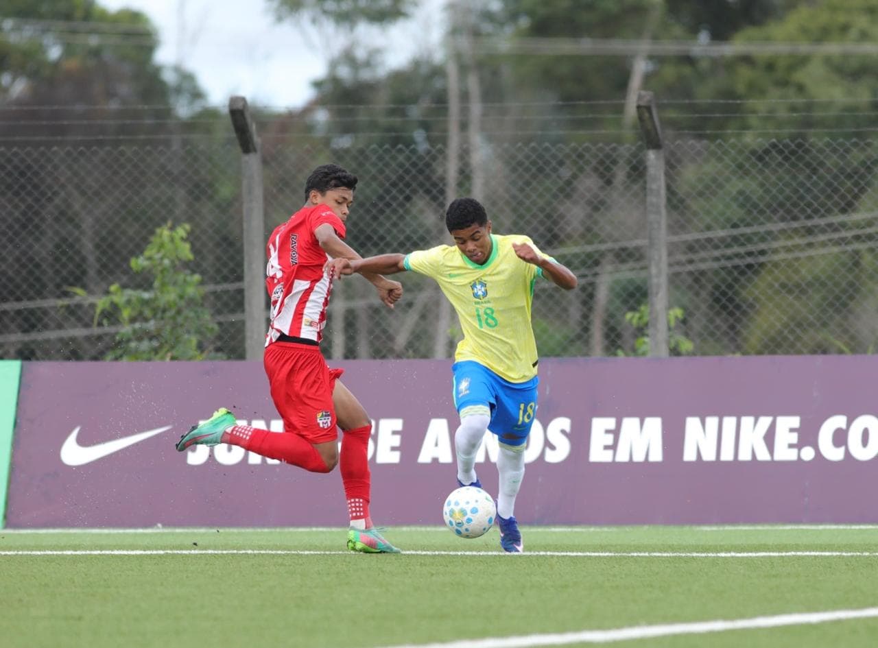 Seleção Brasileira Sub-15 aplica goleada em jogo-treino contra Santa Cruz em Porto Velho