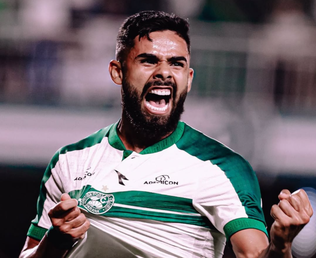 Santos e Coritiba se enfrentam na Vila Belmiro com ex-jogador do Peixe em destaque