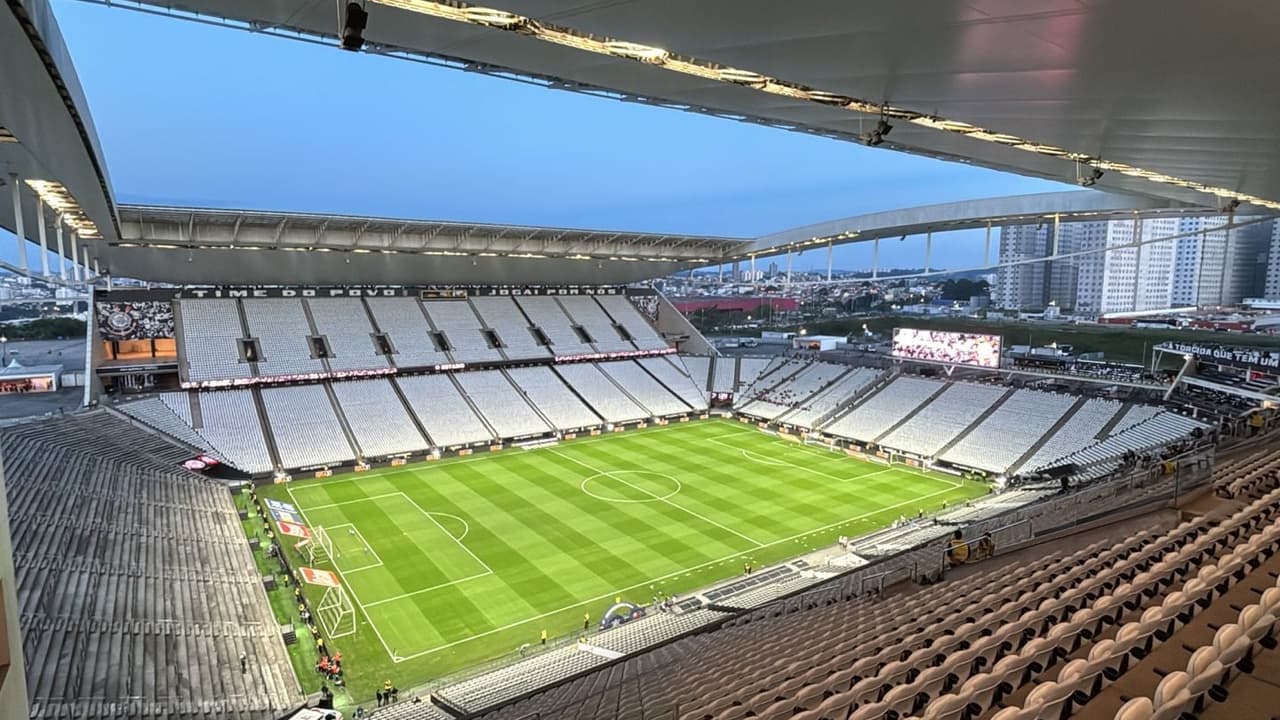 Corinthians e Palmeiras se enfrentam com favoritismo surpreendente para o Timão