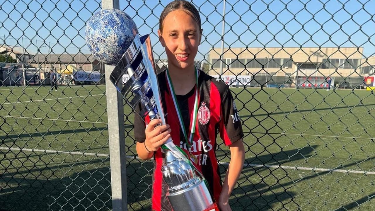 Ema Modrić, filha de Luka, brilha e conquista título no futebol de base do Milan