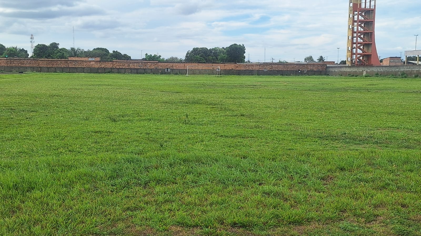 Projeto em Boa Vista oferece aulas gratuitas de futebol para jovens até 19 anos