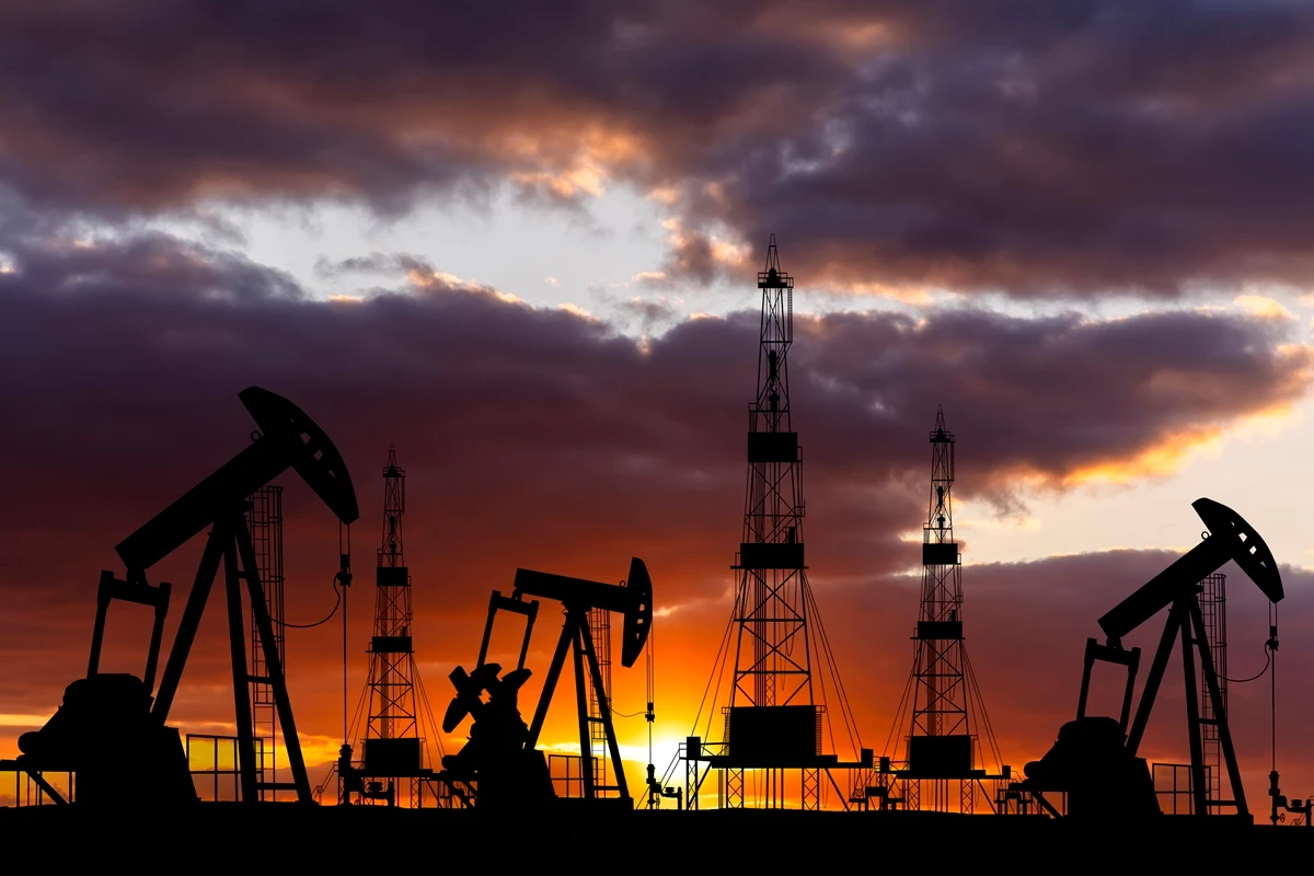 Estreito de Ormuz fechado pelos EUA eleva preço do petróleo e acirra tensão no Oriente Médio