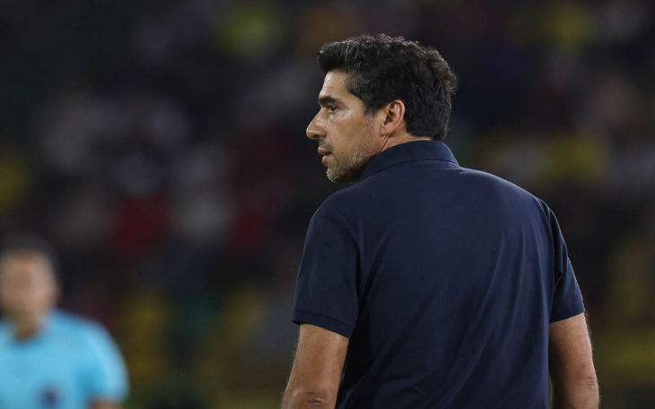 Palmeiras ajusta time para clássico contra Corinthians com desfalques e retornos incertos