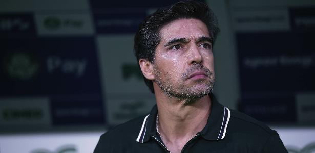 Abel Ferreira segue invicto em expulsões na Libertadores mesmo com suspensão no Brasileirão