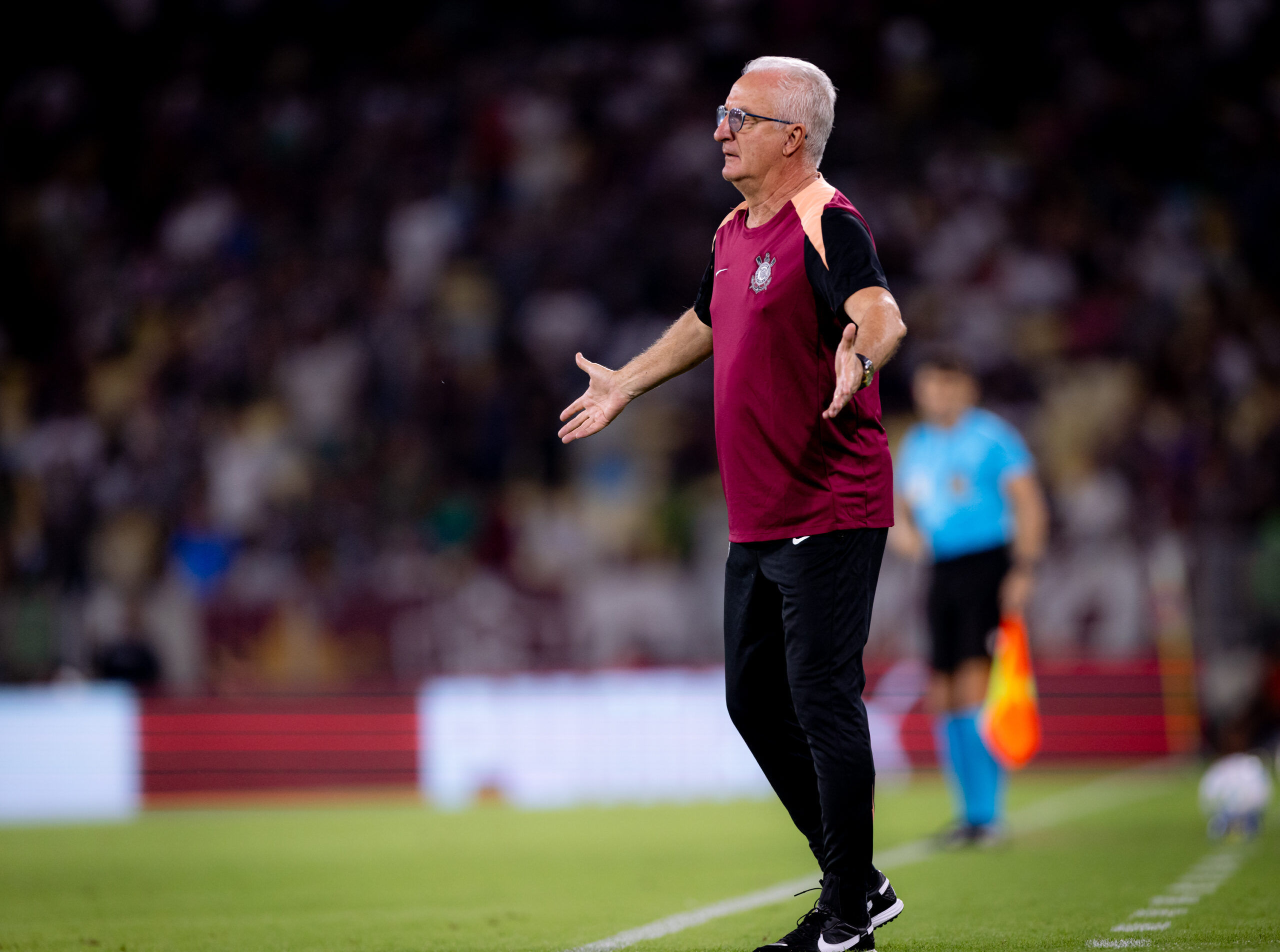 Pressão no Corinthians: Dorival Júnior encara jogo decisivo contra o Internacional