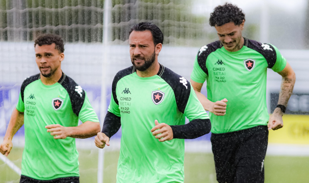 Botafogo-PB busca manter 100% na Série C contra Figueirense em Florianópolis