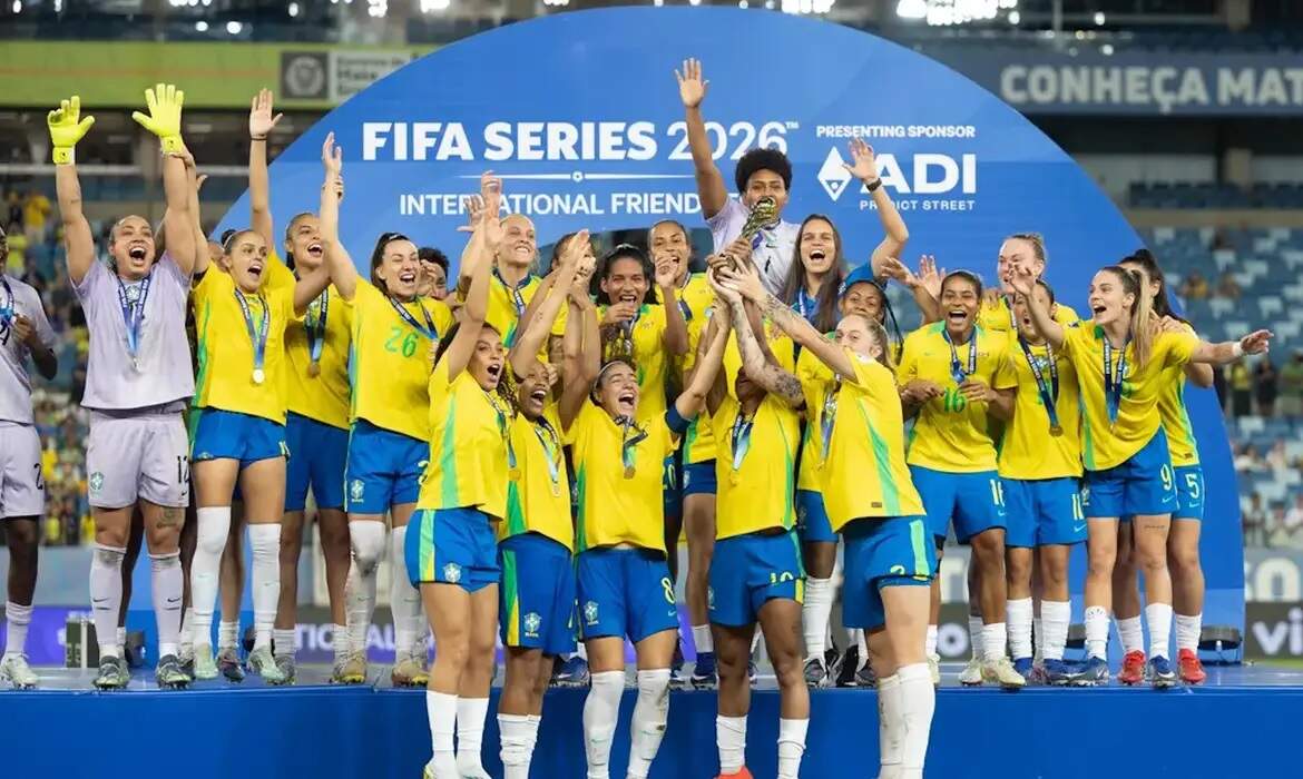 Seleção Feminina do Brasil vence Canadá e fatura título do Fifa Series em Cuiabá