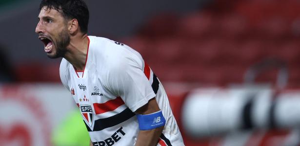 Jonathan Calleri brilha no São Paulo e deixa renovação cada vez mais perto