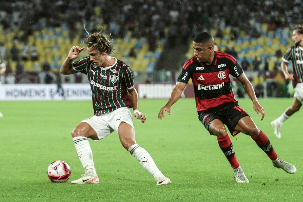 Pedro brilha e garante vitória do Flamengo sobre Fluminense no Maracanã
