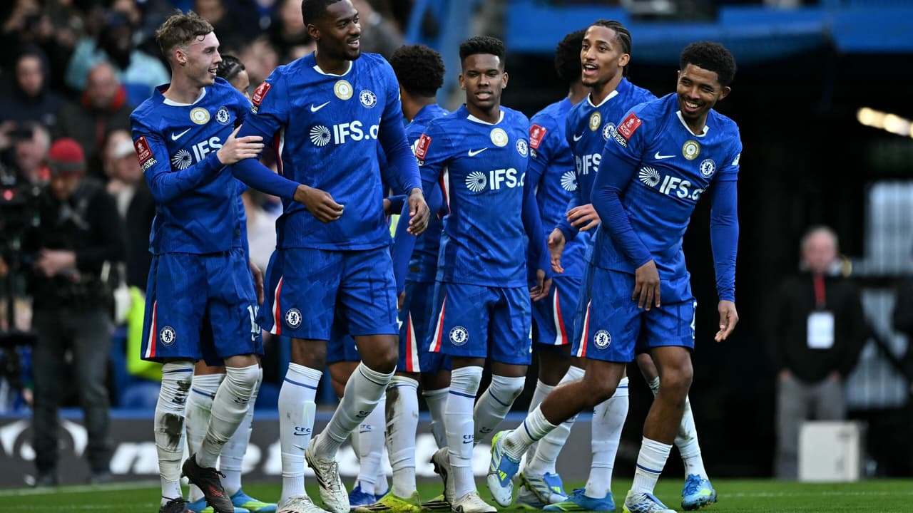 Chelsea atropela Port Vale por 7 a 0 e avança às semifinais da Copa da Inglaterra