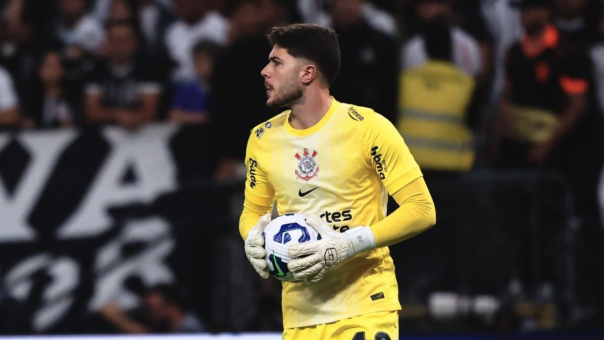 Três goleiros brasileiros entre os 100 jovens mais promissores do mundo, revela ranking do CIES