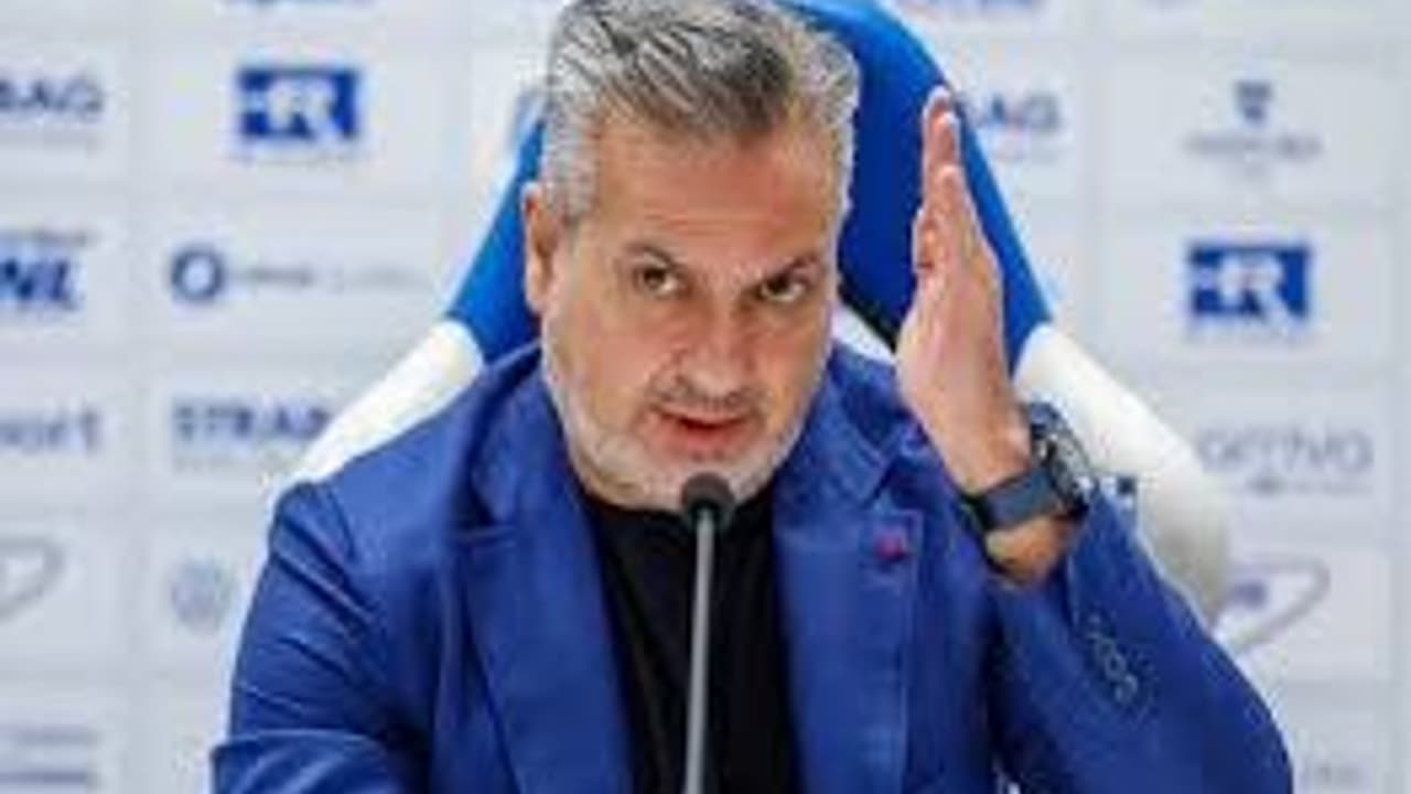 Palmeiras responde com ironia a críticas de diretor do Flamengo sobre adiamento do Fla-Flu