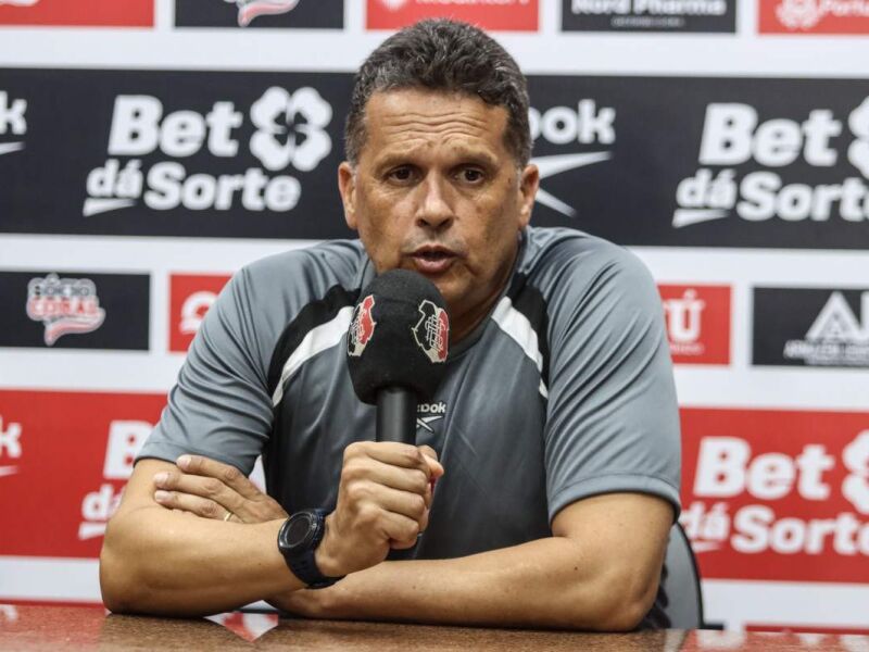 Santa Cruz aposta em futebol intenso para superar Confiança na Série C