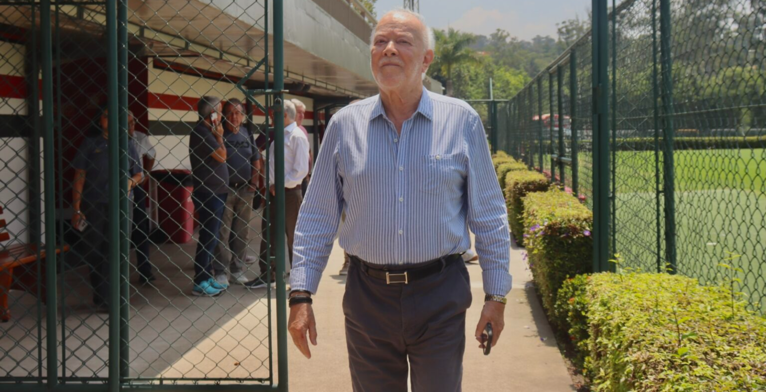 São Paulo mantém Roger Machado e Rui Costa apesar da pressão da torcida