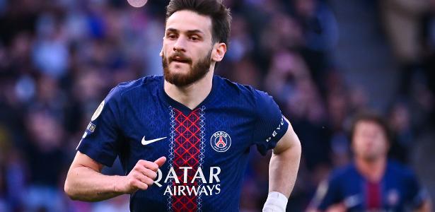 PSG domina Nantes com show de Kvaratskhelia e mantém liderança firme no Francês