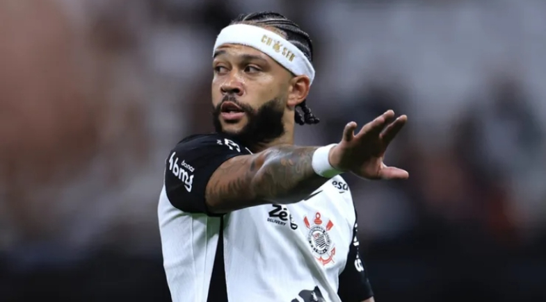 Futuro de Memphis Depay no Corinthians segue incerto a dois meses do fim do contrato