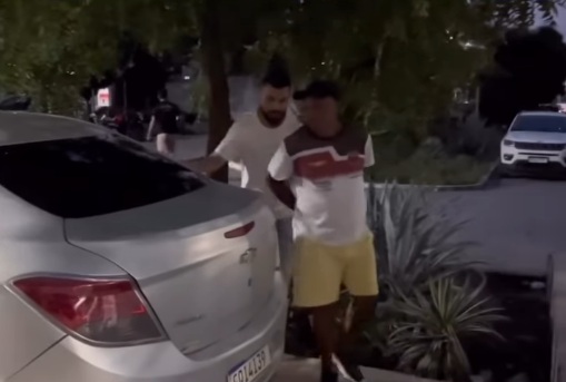 Ex-técnico de futebol é preso em Pernambuco por suspeita de abuso contra menores